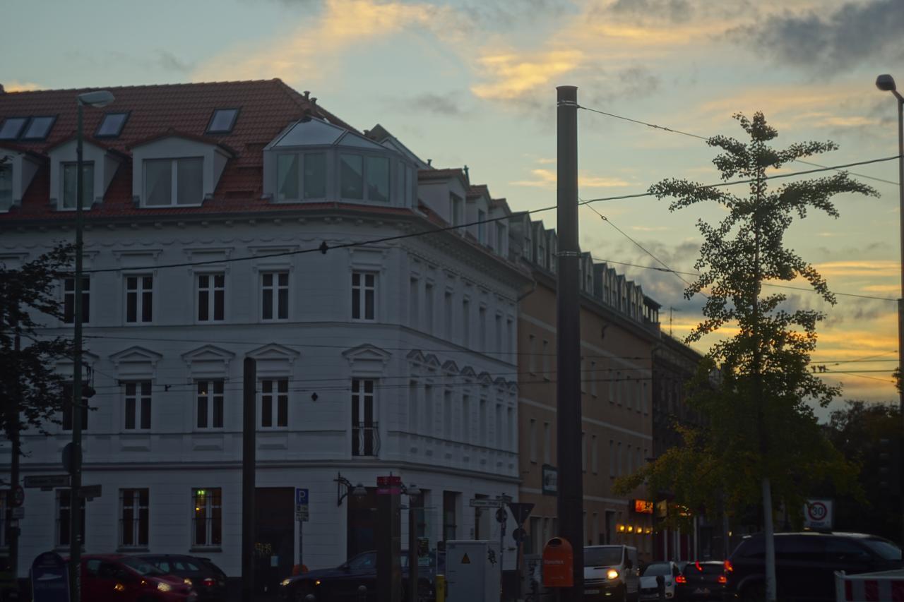 Hotel Bett Und Buch Berlin Bagian luar foto