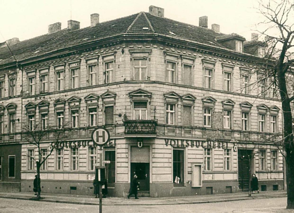 Hotel Bett Und Buch Berlin Bagian luar foto