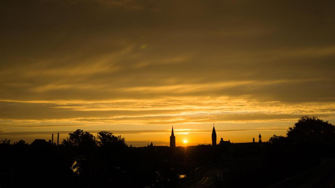 Hotel Bett Und Buch Berlin Bagian luar foto