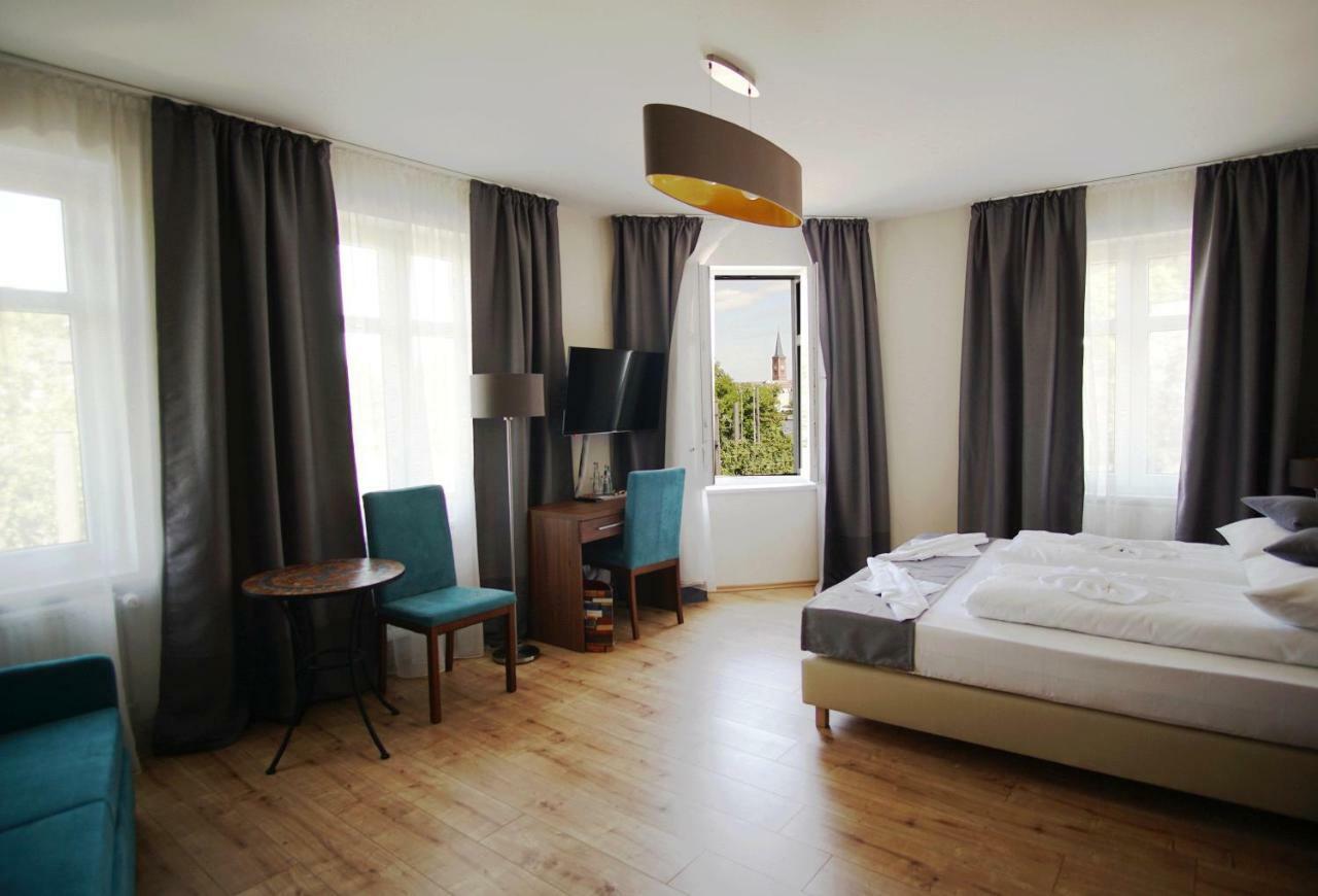 Hotel Bett Und Buch Berlin Bagian luar foto